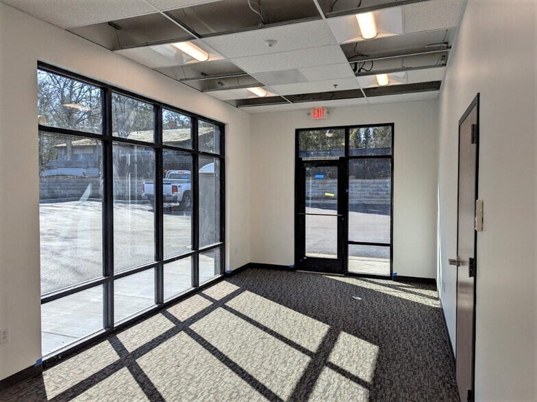 More Photos Of 6923 NW Friberg Strunk St, Camas Unknown For Lease