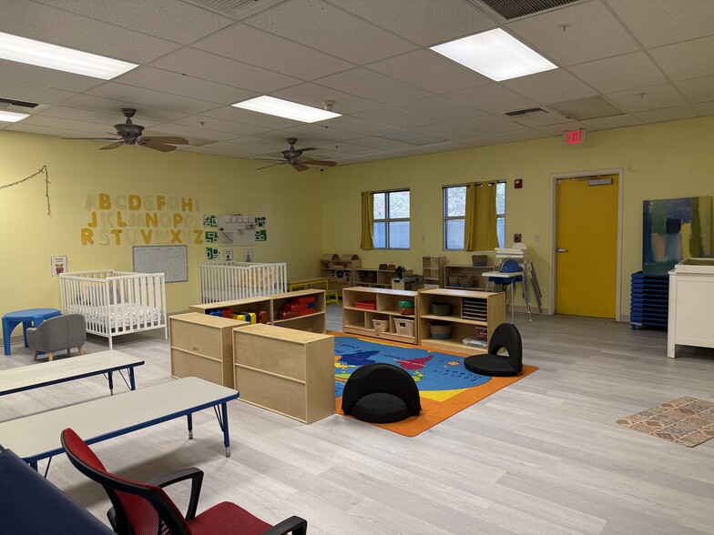 More Photos Of 5695 N Rainbow Blvd, Las Vegas Daycare Center For Lease