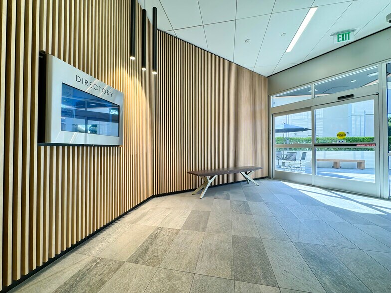 More Photos Of 2730 Wilshire Blvd, Santa Monica Medical For Lease