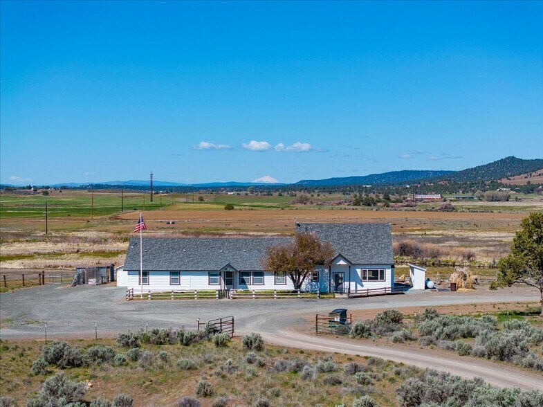 More Photos Of 2505 West 4th Street, Alturas Land For Sale
