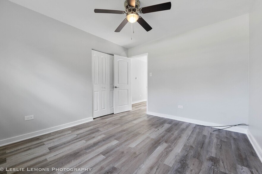 More Photos Of 7653 S Roberts Rd, Bridgeview Apartments For Sale