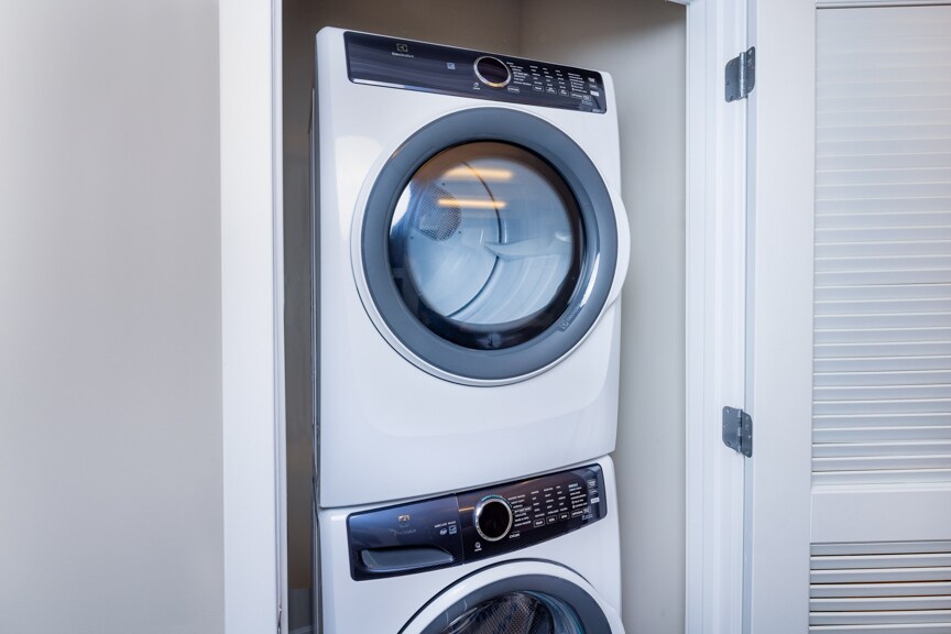 More Photos Of 2803 Poag St, Alexandria Apartments For Lease