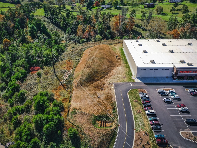 More Photos Of 99999 Northridge Commons Pky, Weaverville Land For Sale