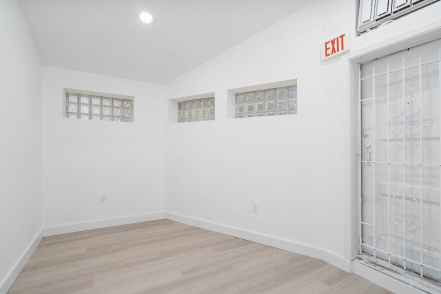 More Photos Of 6319 Germantown Ave, Philadelphia Office Residential For Sale