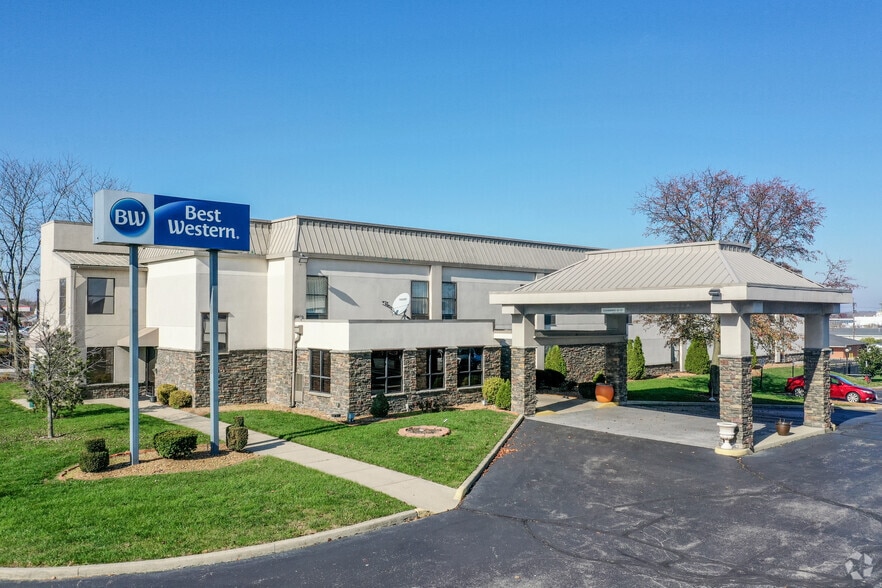 More Photos Of 40 New Garver Rd, Monroe Hotel For Sale