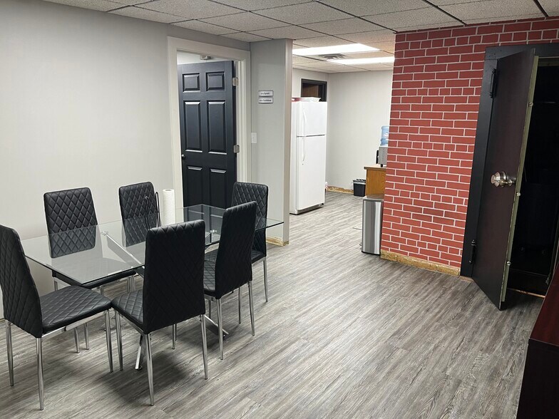 More Photos Of , Oklahoma City Unknown For Sale