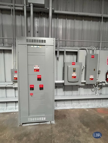 More Photos Of 420 Shearer Blvd, Cocoa Manufacturing For Lease