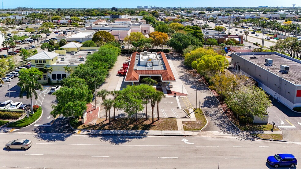 More Photos Of 320 Winchester Park Rd, Boynton Beach Fast Food For Sale