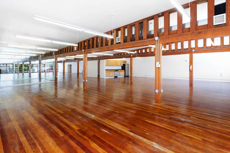 More Photos Of 2101-2129 Mission St, San Francisco Office For Lease