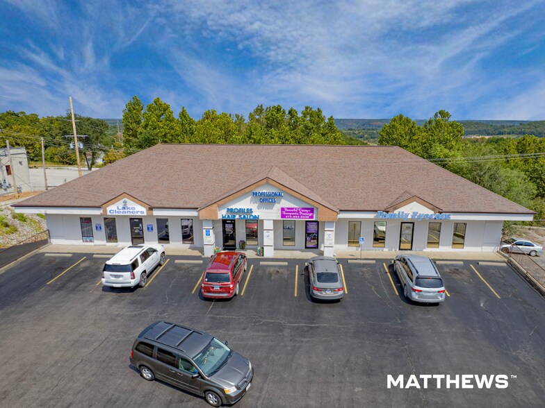 Primary Photo Of 3251 Bagnell Dam Blvd, Lake Ozark Office For Sale