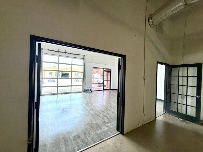 More Photos Of 1350 Manufacturing St, Dallas Unknown For Lease