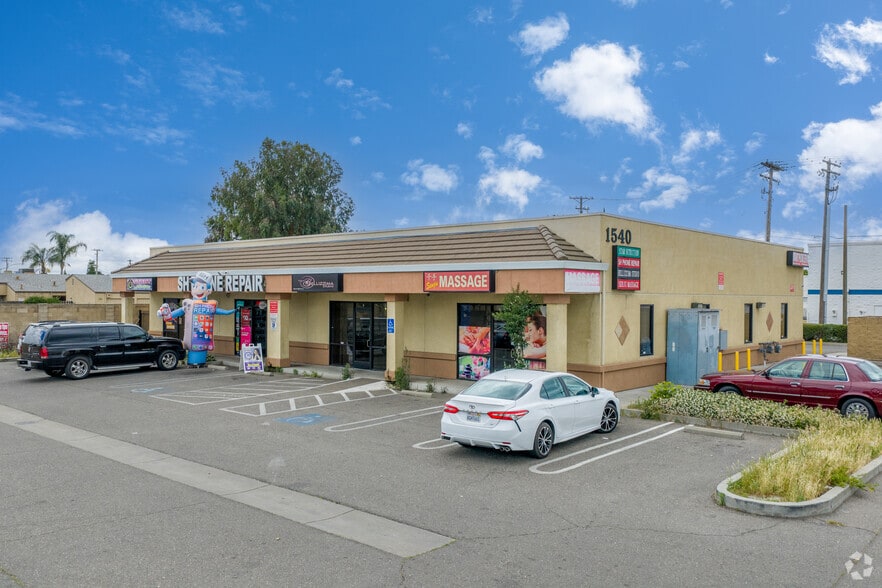 Primary Photo Of 1540 E Hatch Rd, Ceres Freestanding For Lease