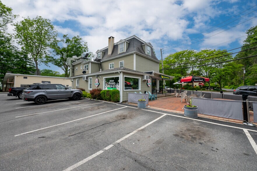More Photos Of 1137-1143 E Main St, Shrub Oak Office Residential For Sale