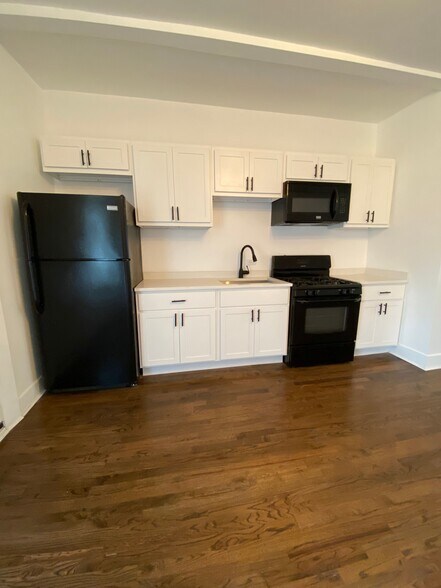 More Photos Of 2203 S Ridgeway Ave, Chicago Apartments For Sale