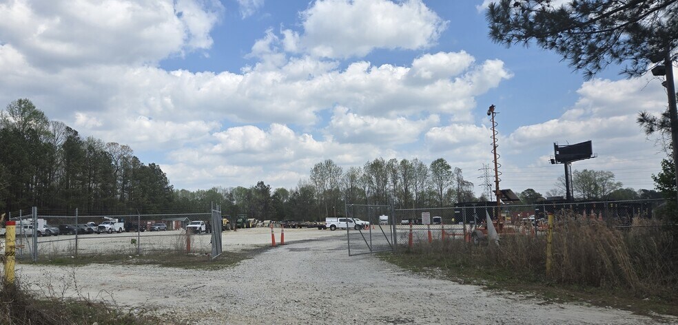 More Photos Of 1845 Freeman Pky SE, Mableton Land For Lease