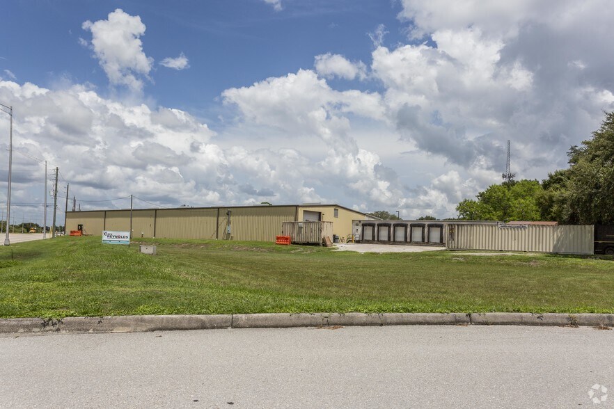 More Photos Of 4186 Kings Hwy, Port Charlotte Warehouse For Lease