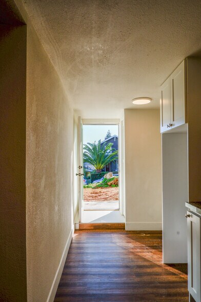 More Photos Of 940 York St, Vallejo Apartments For Sale