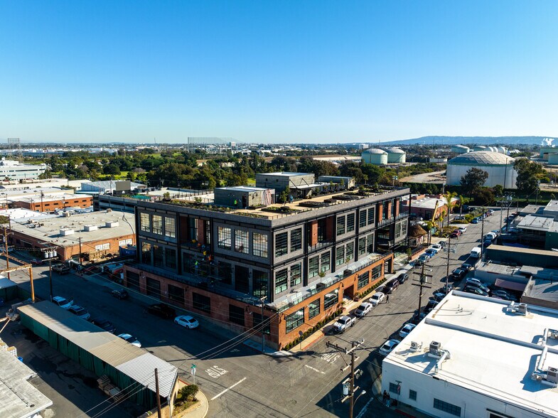 More Photos Of 136-142 Oregon St, El Segundo Research And Development For Lease