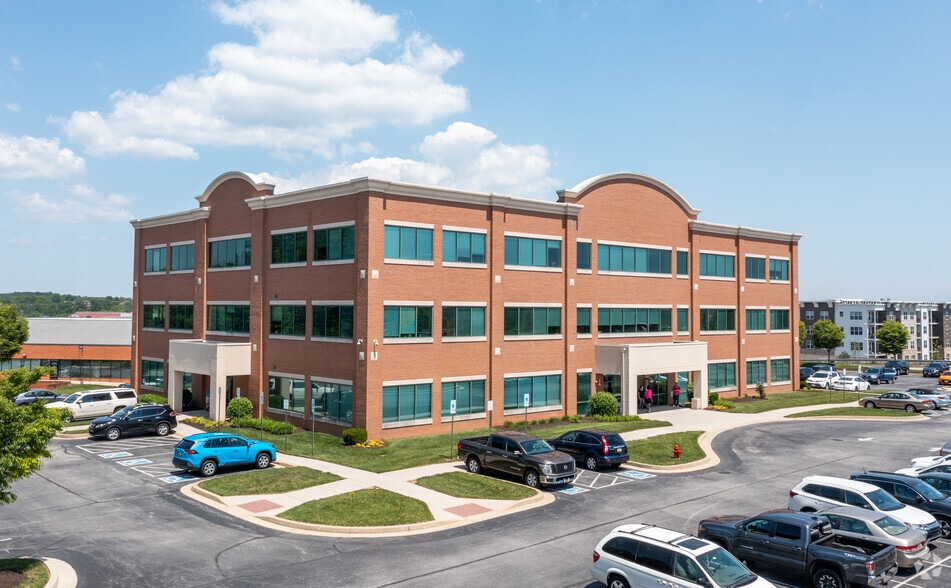 Primary Photo Of 8100 Sandpiper Cir, Nottingham Medical For Sale