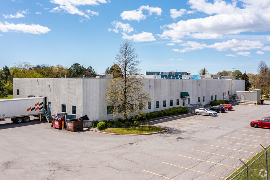 More Photos Of 2260-2300 Walkley Rd, Ottawa Flex For Sale