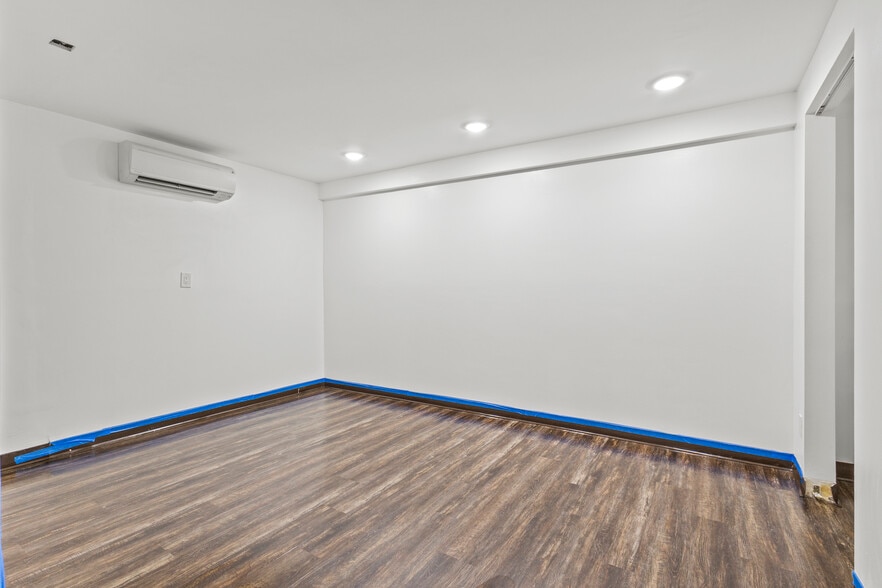 More Photos Of 108 N Depot Dr, Fort Pierce Office Residential For Lease