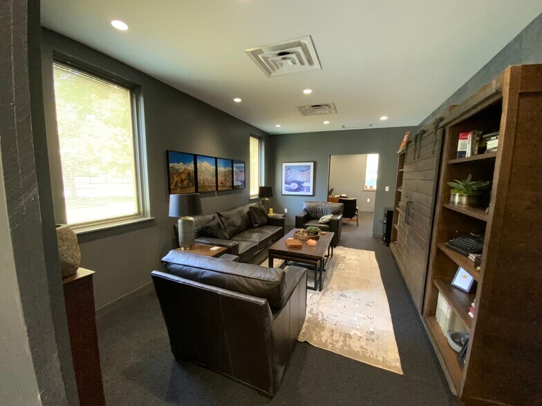 More Photos Of 3436-3500 Granite Cir, Toledo Medical For Lease