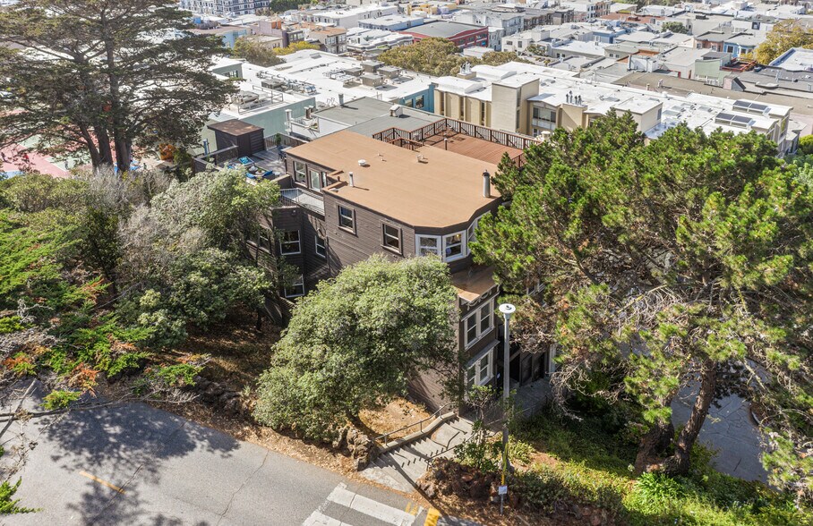 More Photos Of 407-411 Greenwich St, San Francisco Apartments For Sale