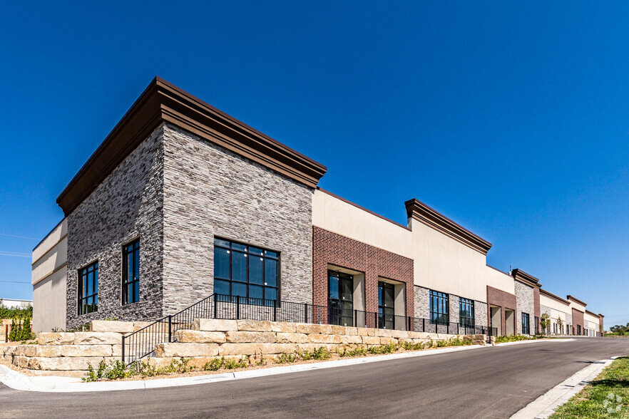 Primary Photo Of 15300 College Blvd, Lenexa Industrial For Lease