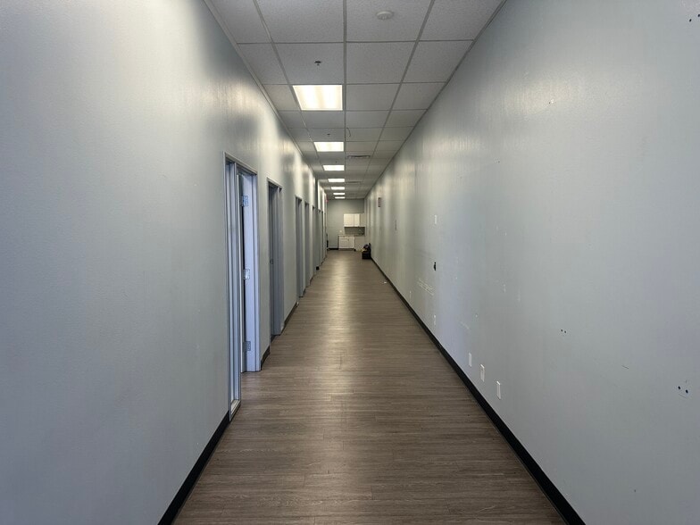 More Photos Of 12160-12192 Hesperia Rd, Victorville Convenience Store For Lease