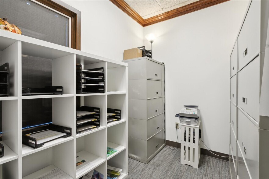 More Photos Of 732 Thimble Shoals Blvd, Newport News Office For Sale