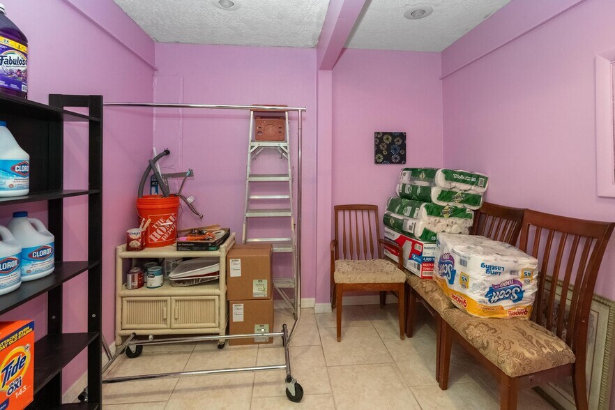 More Photos Of 4900 N 33rd Ave, Saint Petersburg Medical For Sale