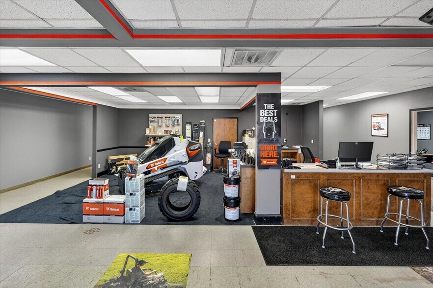 More Photos Of 4308 Interstate Dr, Macon-Bibb Office For Lease