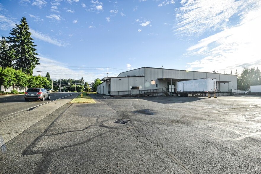 More Photos Of 5001 Pacific Ave SE, Lacey Warehouse For Lease