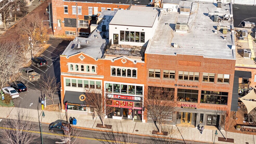 More Photos Of 122 College St, Asheville Storefront Retail Residential For Sale