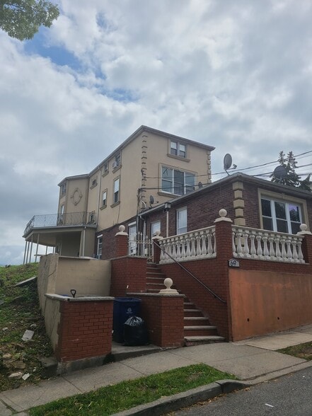 More Photos Of 69 Starbuck St, Staten Island Apartments For Sale
