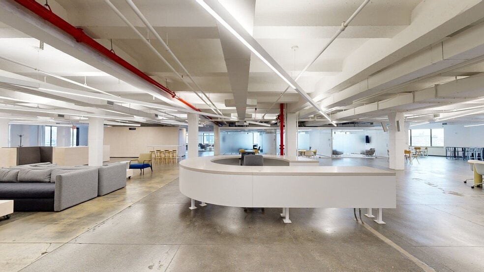 More Photos Of One Soho Sq, New York Office For Lease