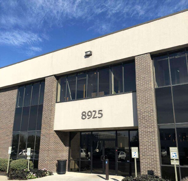 More Photos Of 8925 N Meridian St, Indianapolis Office For Lease