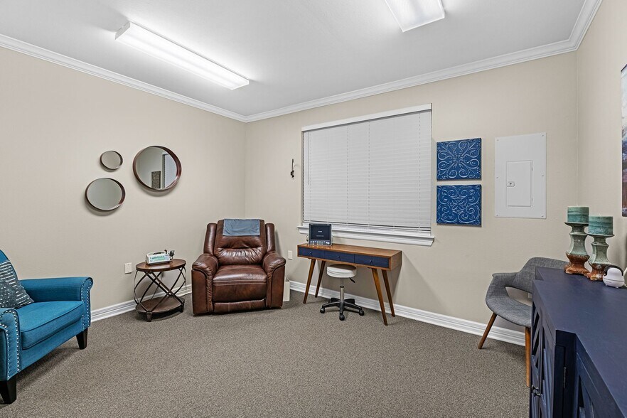 More Photos Of 2743 Smith Ranch Rd, Pearland Loft Creative Space For Sale