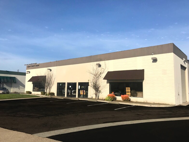 More Photos Of 11065 Condor Ave, Fountain Valley Warehouse For Lease