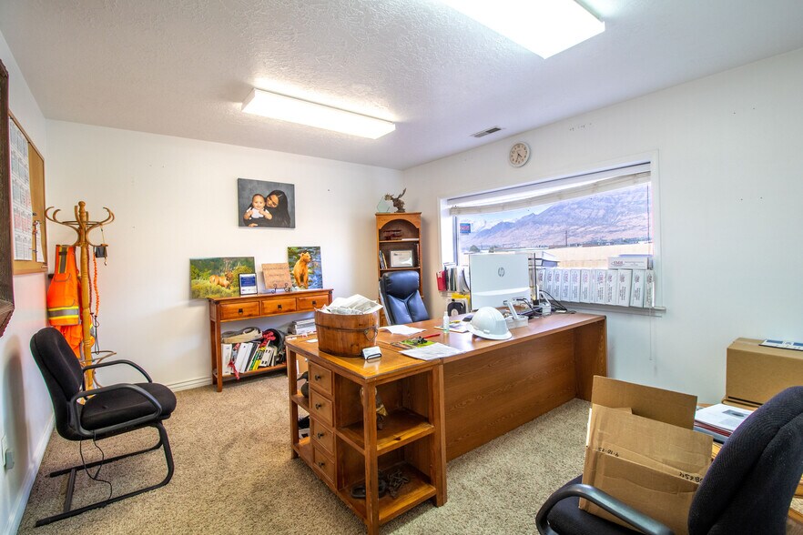 More Photos Of 335 S 1250 W, Lindon Self Storage For Lease