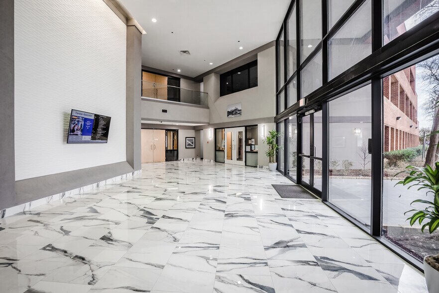 More Photos Of 2201 N Collins St, Arlington Office For Lease