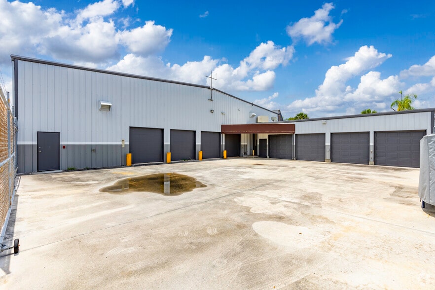 More Photos Of 672 Old Dixie Hwy, Vero Beach Unknown For Lease