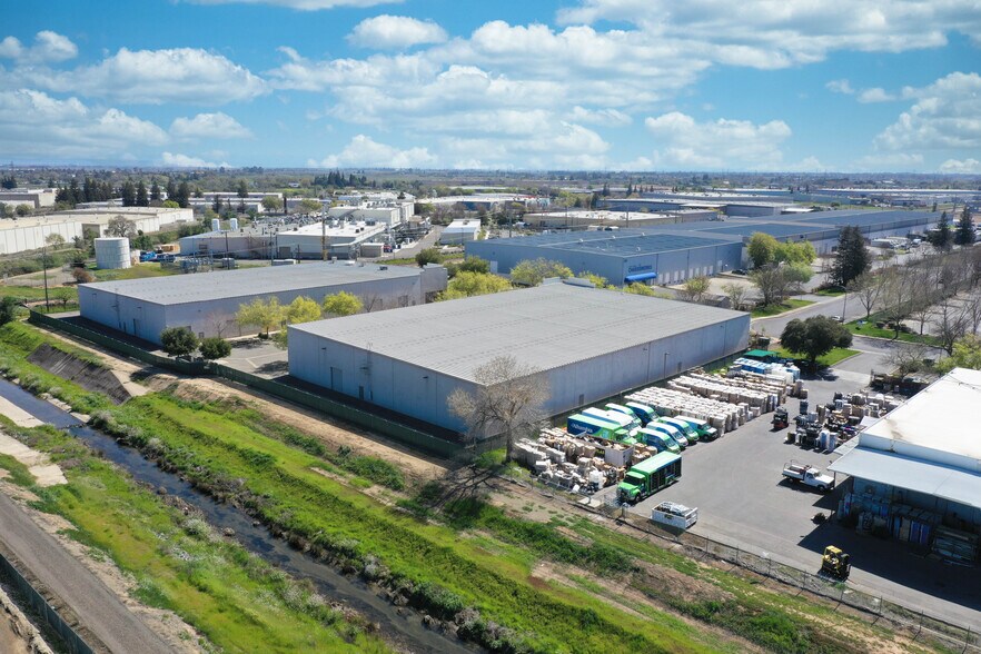 More Photos Of 8651 Younger Creek Dr, Sacramento Warehouse For Sale