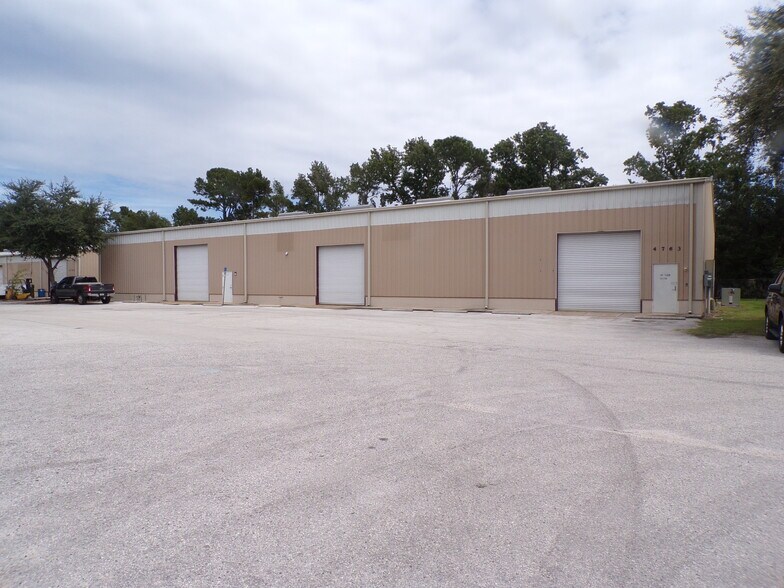 More Photos Of 4763 Drane Field Rd, Lakeland Warehouse For Lease