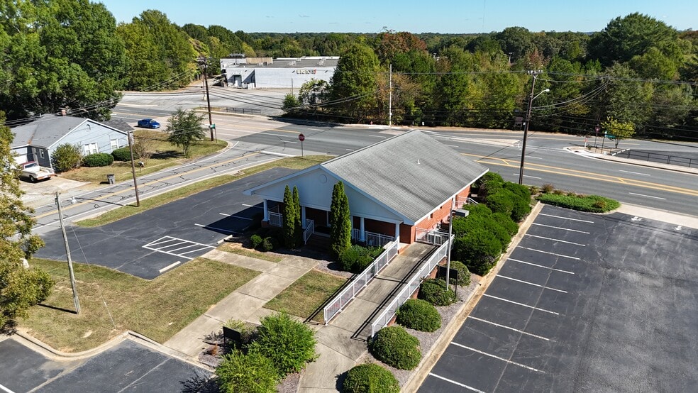 More Photos Of 1714 Dale Earnhardt Blvd, Kannapolis Office For Sale