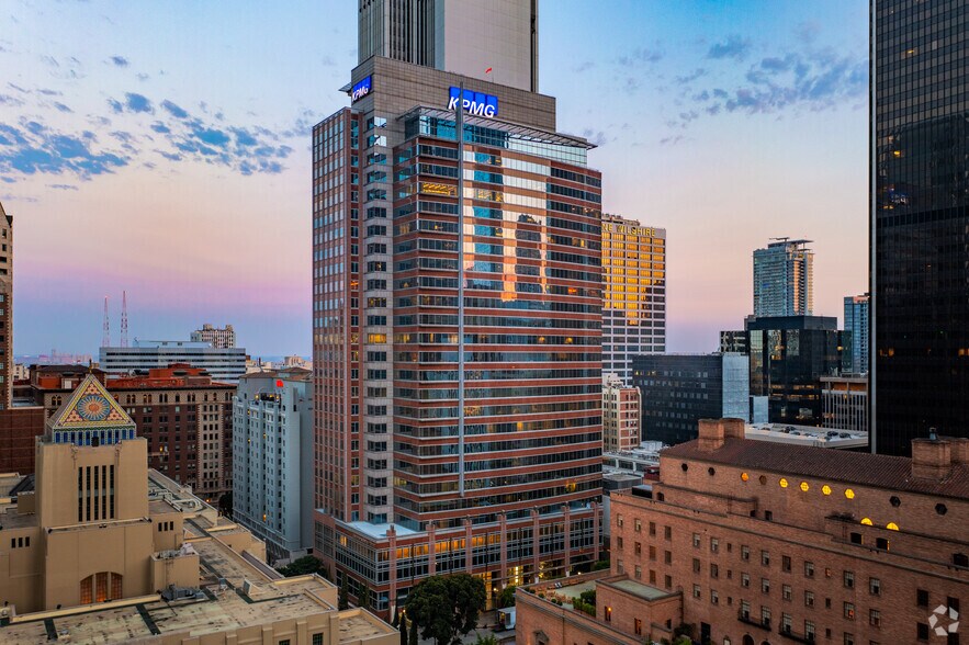 More Photos Of 550 S Hope St, Los Angeles Office For Lease