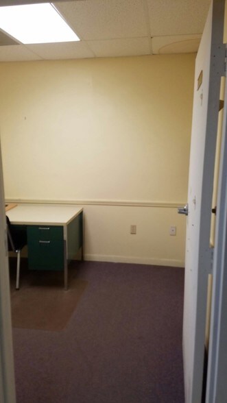 More Photos Of 500 S Holly Ave, Sanford Congregate Senior Housing For Sale