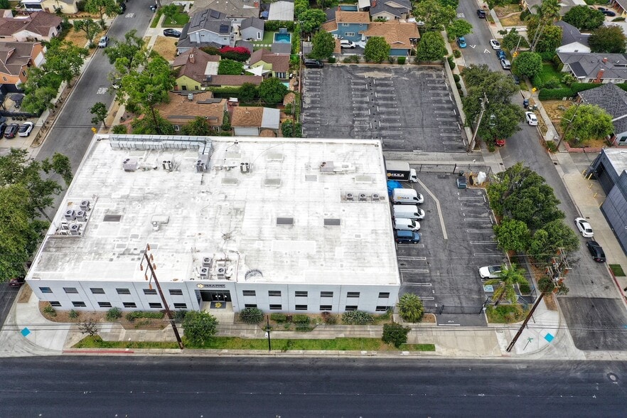 More Photos Of 1111 S Victory Blvd, Burbank Research And Development For Lease