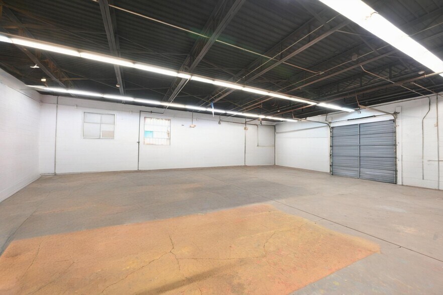 More Photos Of 425 N 3rd St, Allentown Warehouse For Lease