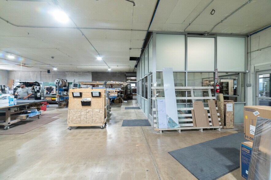 More Photos Of 710 12th St, Greeley Warehouse For Lease